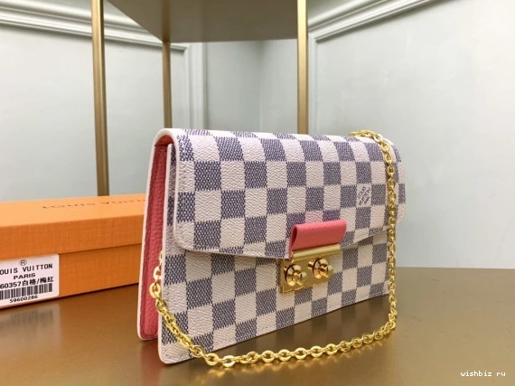 WIS LOUIS CROISETTE WALLET CHAIN VUITTON 1104